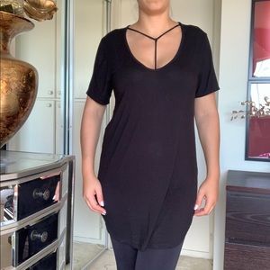 Long tunic top with T strap design